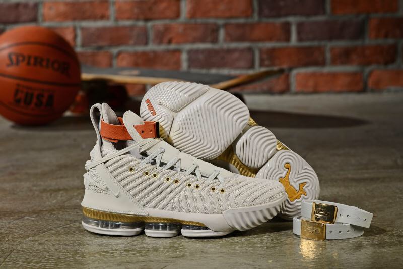 小飞侠篮球鞋业《专业代发》