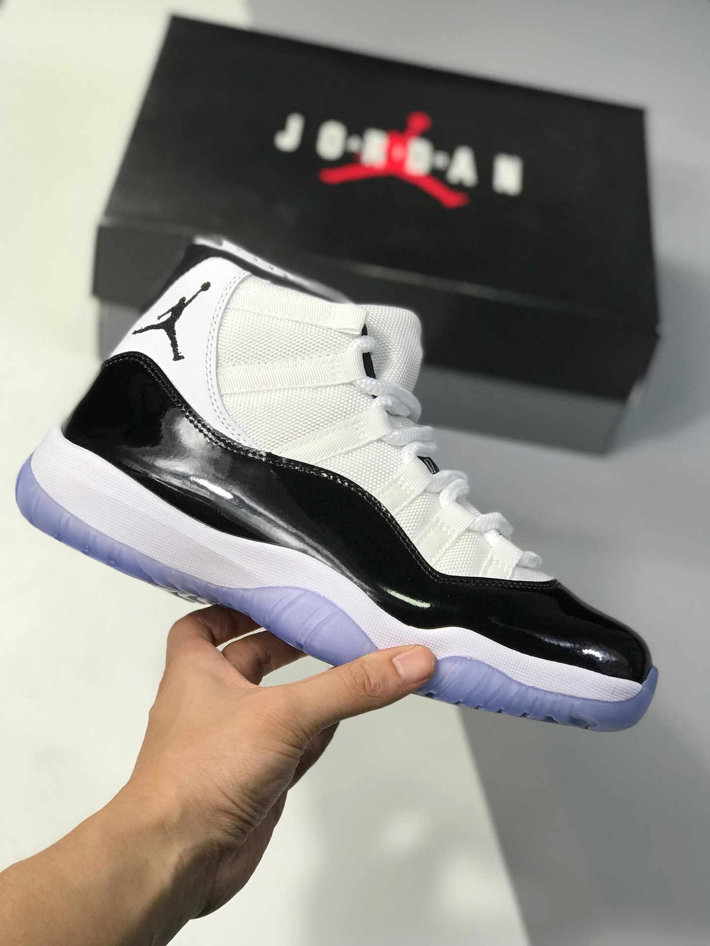 300  莞产原底面  终端供应Air Jordan 11 Low Cool Grey 11酷灰 低帮  官方货号528896-003