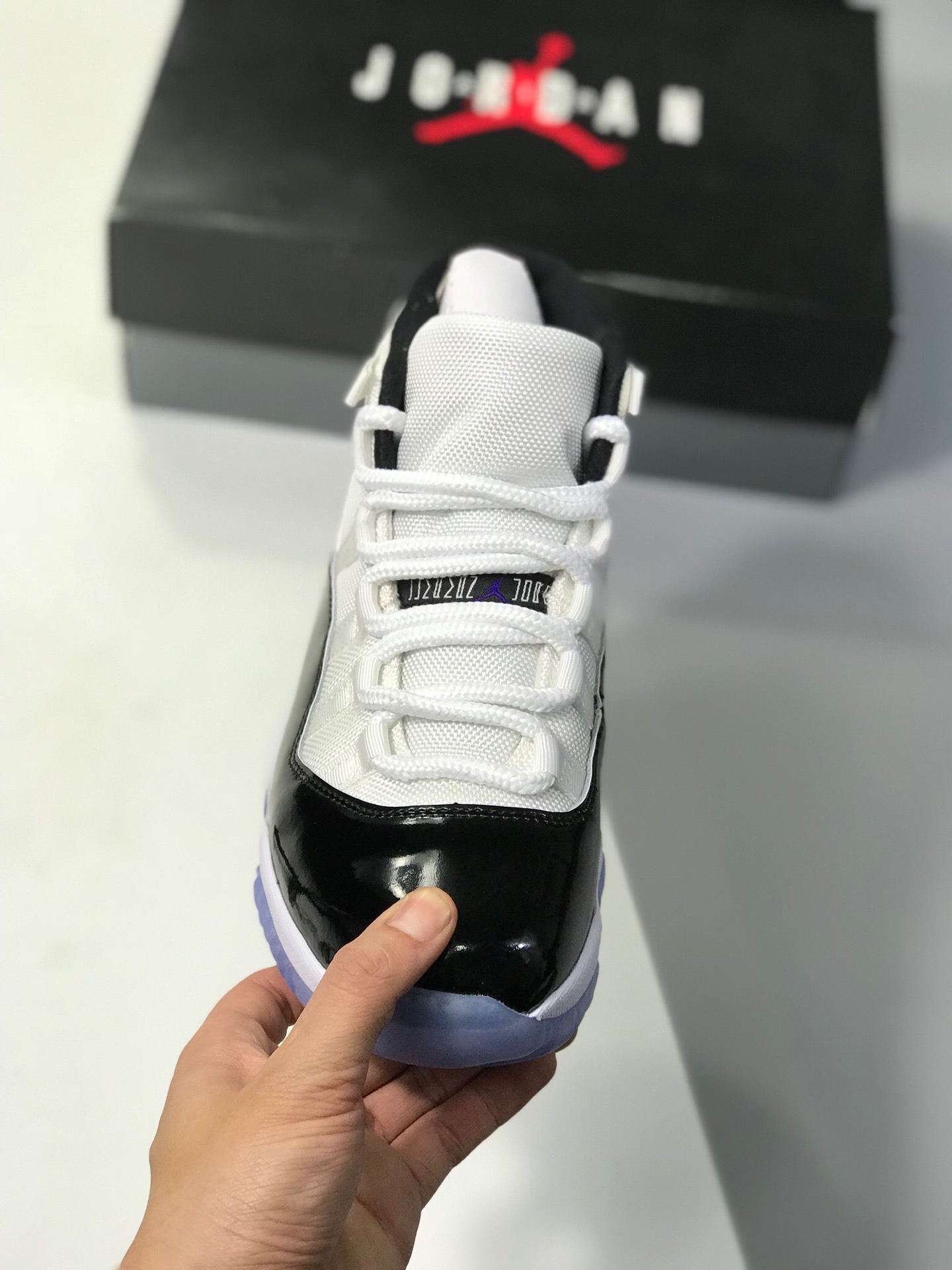 300  莞产原底面  终端供应Air Jordan 11 Low Cool Grey 11酷灰 低帮  官方货号528896-003
