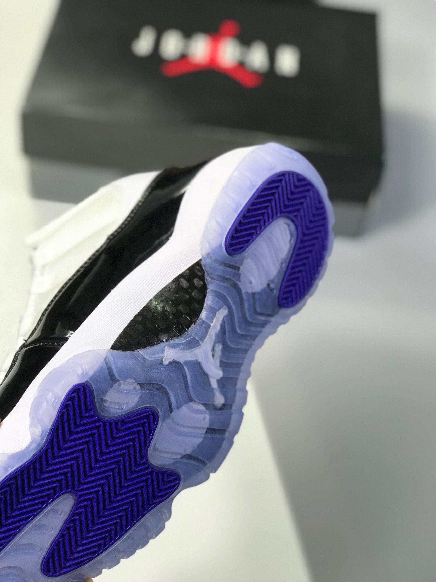 300  莞产原底面  终端供应Air Jordan 11 Low Cool Grey 11酷灰 低帮  官方货号528896-003