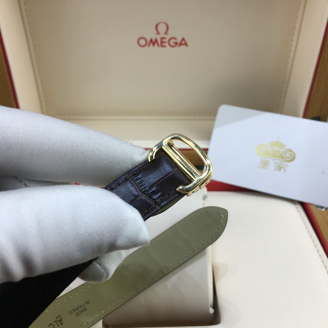 Cartier 皇家 卡地亚蓝气球土豪金颜色男款腕表
