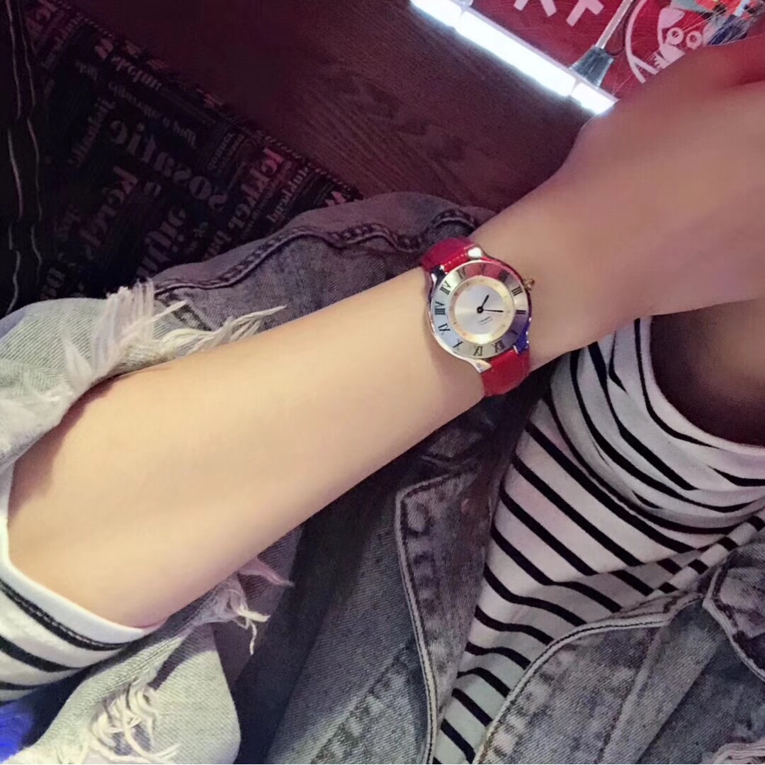 Cartier Cartier卡地亚 21世纪W10109T2入行以来最牛硬货 这是一款专门为气质女性设计的腕表