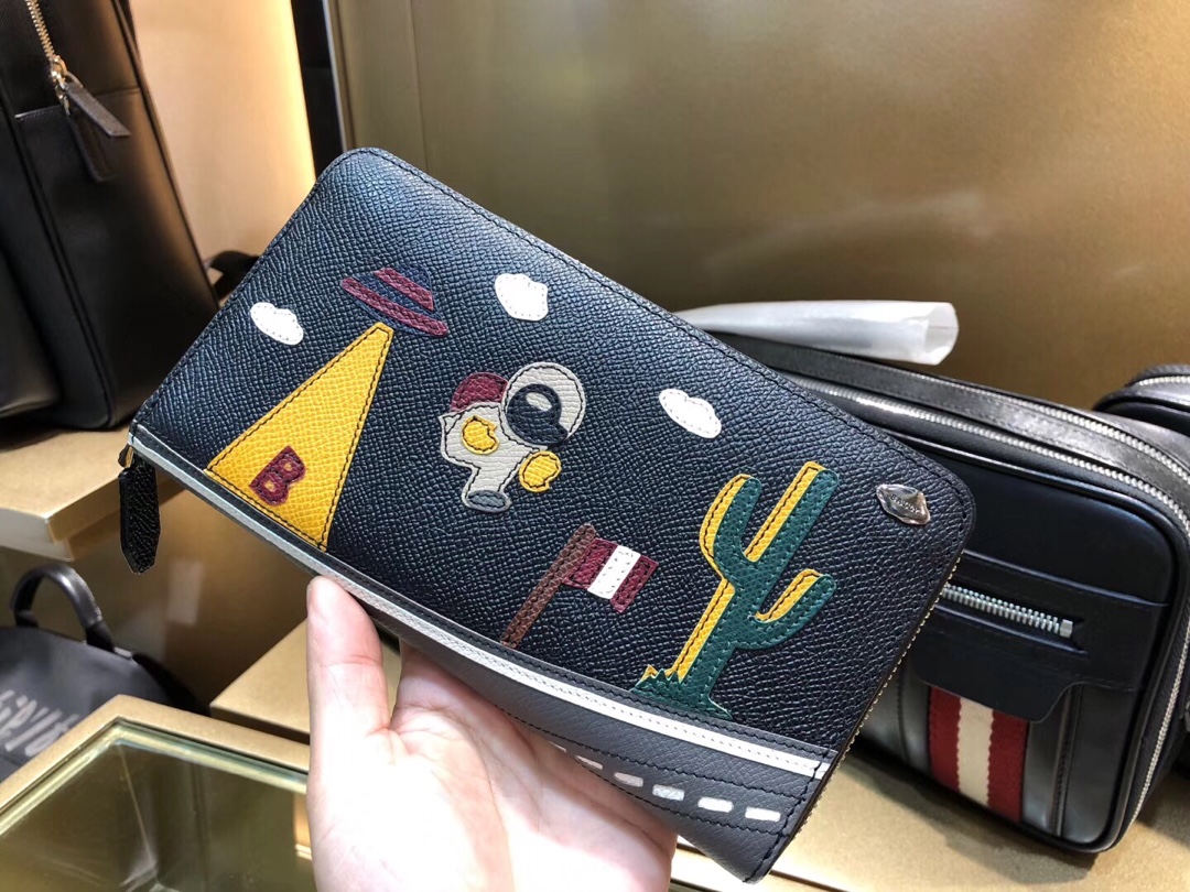 [Bally Wallets]Latest handbags embossed cowhide Easy to carry and practical