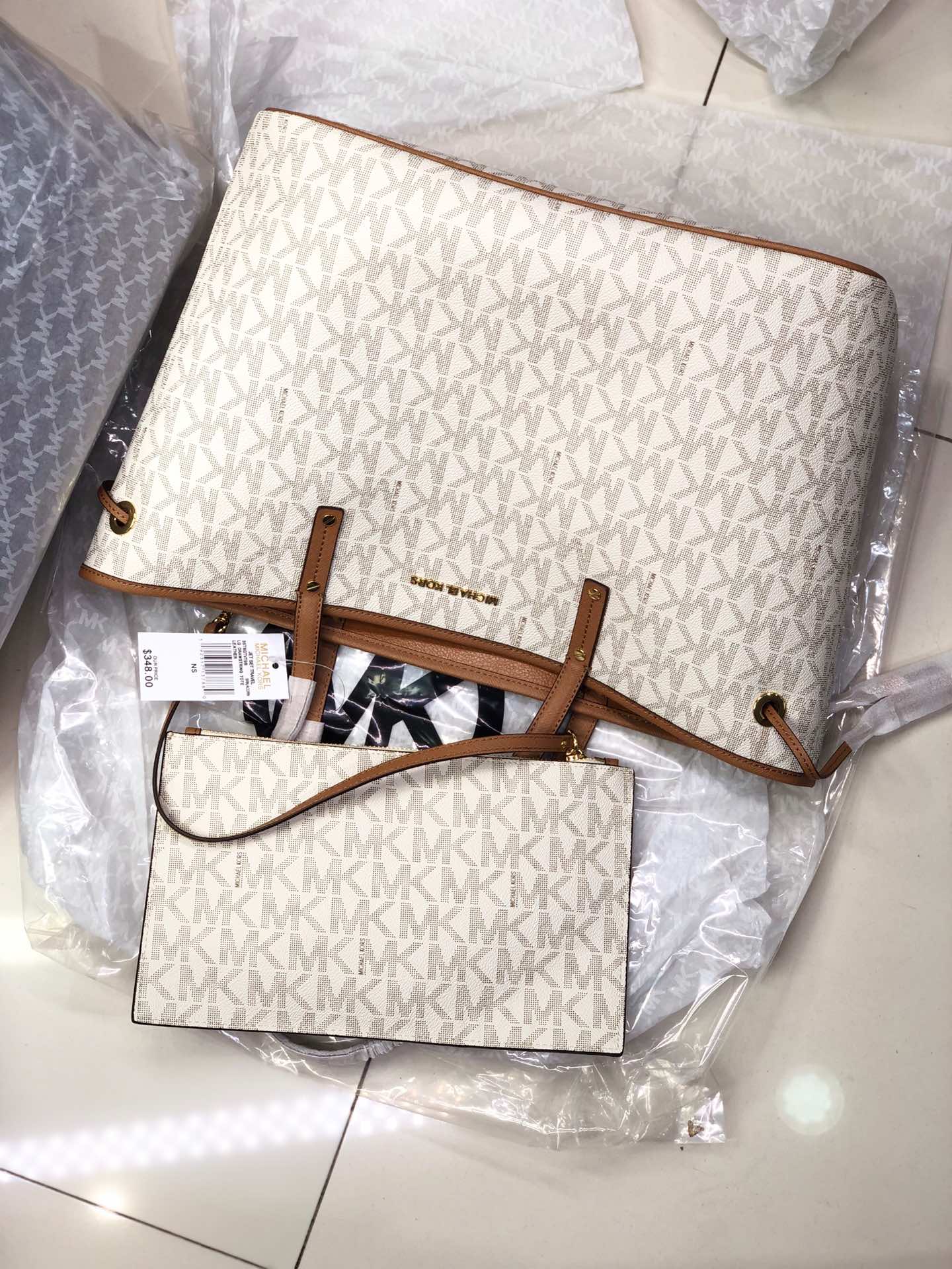 Michael Kors ～MK纯 印花购物袋 附带挽手包 御用PVC字母印花料 假一陪十 耐磨耐刮绝对经用