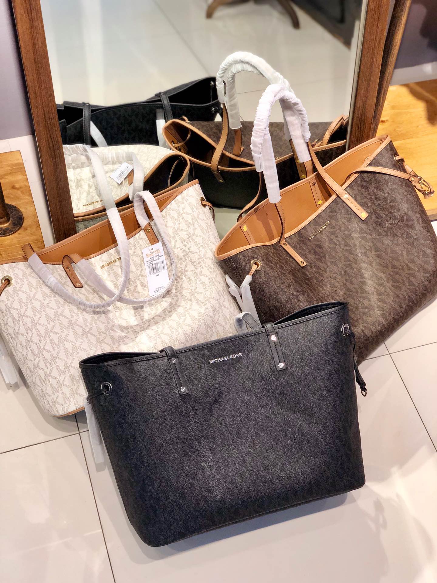 Michael Kors ～MK纯原印花购物袋 附带挽手包 御用PVC字母印花料 假一陪十 耐磨耐刮绝对经用