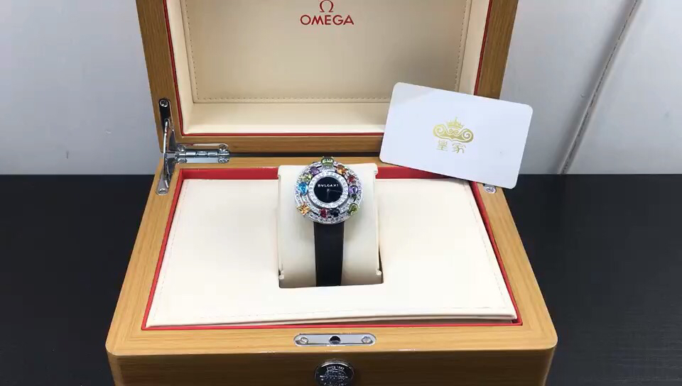 Bvlgari 皇家 宝格丽女款带钻腕表视频欣赏