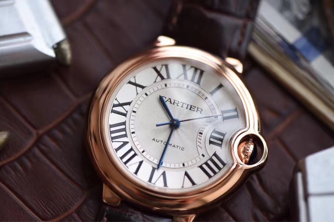 Cartier 蓝气球系列 女款33mm