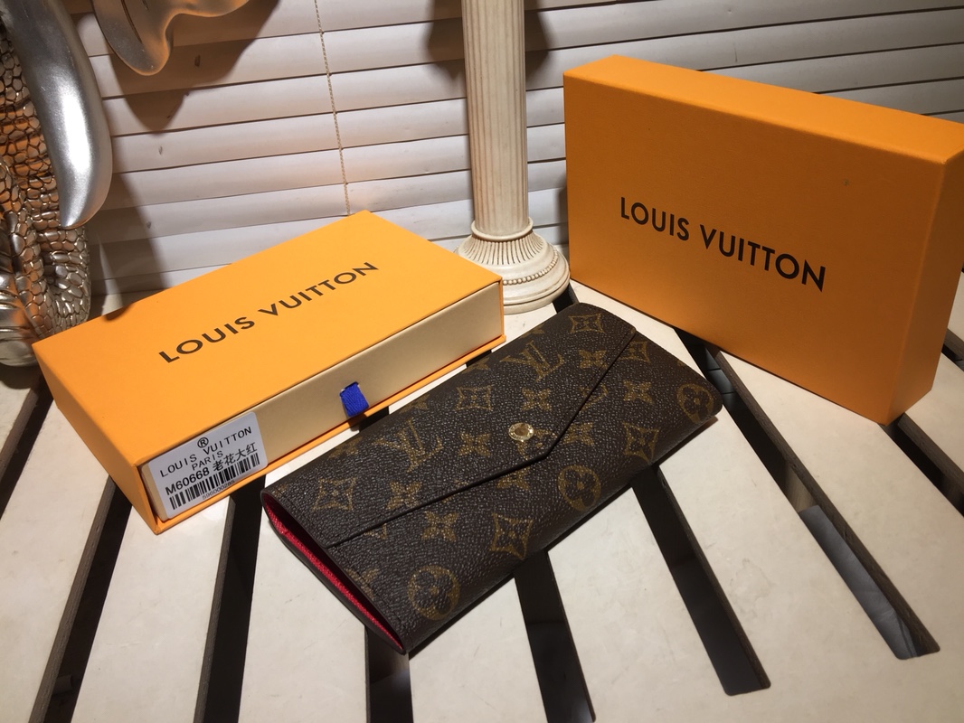 エレガントな牛皮製信封式財布