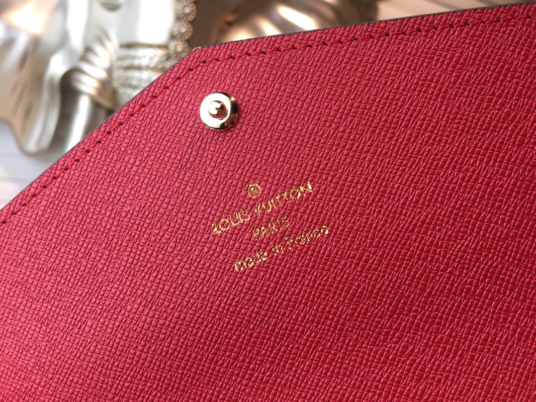 エレガントな牛皮製信封式財布