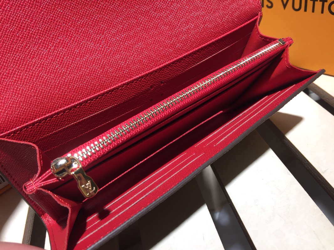 エレガントな牛皮製信封式財布