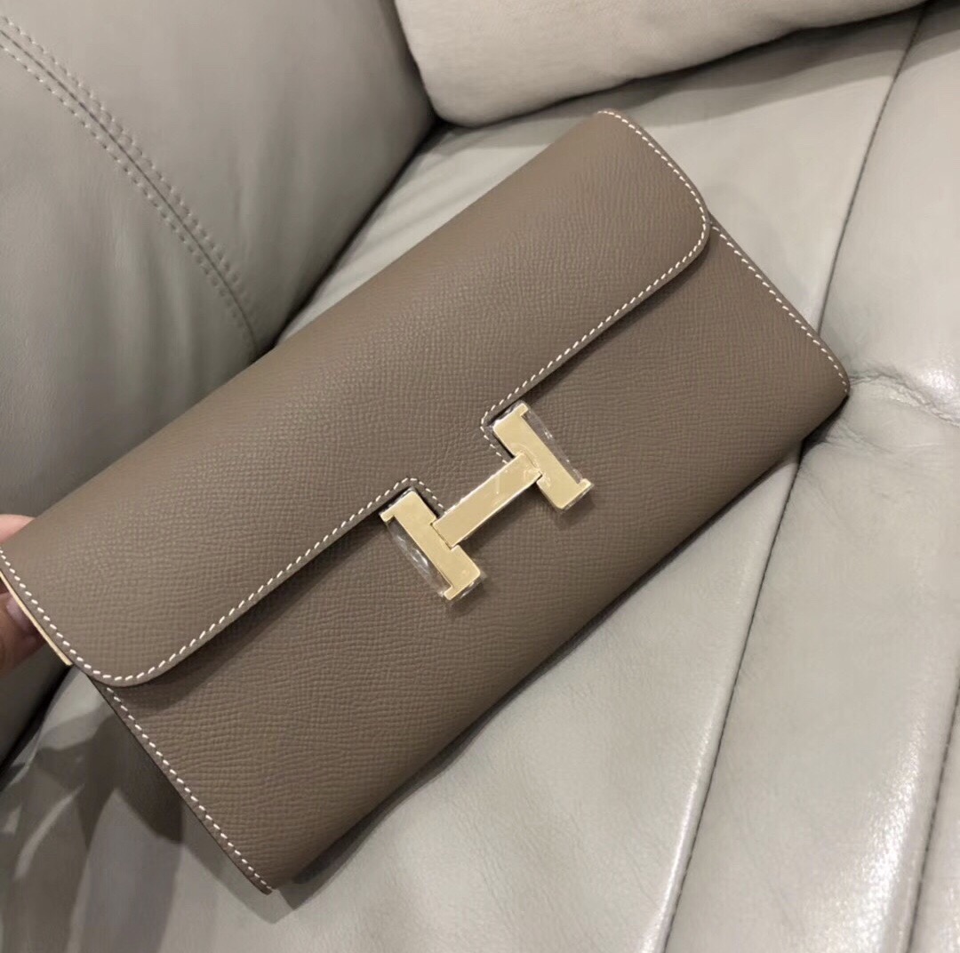 NO:894903,constance wallet esom large H buckle clutch elephant gray gold and silver buckle, H wallet, wallets, handbag19860909constance wallet esom大H扣手拿包大象灰金银扣,H 钱包,wallets,handbag,欧美剧