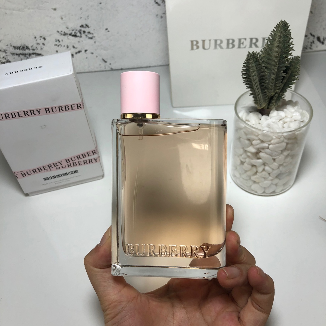 Burberry Her Eau de Parfum for Women - Floral & Fruity Fragrance, 100ml