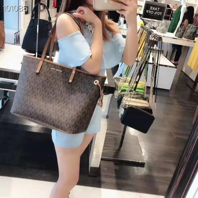 Michael Kors ～MK纯原印花购物袋 附带挽手包 御用PVC字母印花料 假一陪十 耐磨耐刮绝对经用