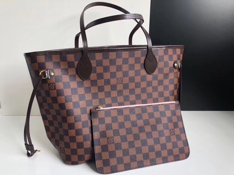 NO:176832,Super (Italian A-grade leather) Dinner-grade original single!  A must-have artifact for shopping and traveling. Neverfull N41603 coffee lattice pink rebate!  Customized coffee plaid fabric with all-steel nail hardware!  The wrap body feels soft and stylish, and the curved heavy needle is perfectly replicated!  The workmanship is so exquisite that even the small bag inside can be considered a single item [rose] size 32*28 Price, LV special version, louis vuitton19860909特级（意大利A级皮料） 鼎级原单！逛街旅行必备神器购物袋Neverfull N41603啡格粉色回货！订制咖啡格面料搭配全钢钉五金！包身手感柔软有型,弧度重针完美复刻！做工精致到连内里的小包都可以算一枚单品[玫瑰]尺寸32*28 Price,LV特级版本,louis vuitton,Bag