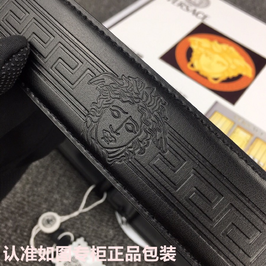 品牌VERSACE.范思哲型号原单！