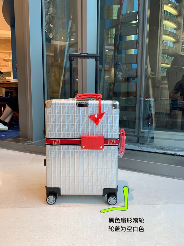 NO:269914,Fendi Channel Goods Fendi joins forces with Rimowo to launch a limited suitcase. Fendi has unique concepts and is full of fun. The durability and super high craftsmanship of Rimowa fashion design truly combine the ultimate advantages of both, suitable for both men and women!  We use aluminum-magnesium alloy panels, unlimited pull rods, customs locks, universal wheel devices, smooth sliding, easy and convenient travel. Aluminum alloy adopts polishing effect, changing colors with light, super beautiful craftsmanship, yellow and black color FF logo luggage strap wraps around the luggage compartment, modern and elegant black lining and black FF printing decoration, partition is arbitrarily adjusted. The box FF printing is German anodized technology. Colorful hanging decorations. The front hanging bag logo is black Airbag. The wheel cover is blank. No logo. More celebrities and the same brand fashion, the best choice for accompanying you on travel, limited quantity, limited quantity, only one size. Universal. Boarding case, fendi, fendi, fendi.19860909芬迪 渠道货 Fendi联手Rimowo推出限定款行李箱 芬迪具有独特理念又趣味横生,日默瓦时尚设计耐久性和超高工艺,真正意义上结合了二者的极致优势,男女皆适用！ 我们采用了铝镁合金材质面板,无极拉杆,海关锁,万向轮装置,滑动流畅,旅行轻松便捷 铝合金采用抛光效果,随光线变换色泽,超美的工艺,黄黑配色的FFlogo行李带缠绕行李箱周身,现代优雅黑色内衬和黑色FF印花装点,隔板任意调节 箱面FF印花为德国阳极氧化技术 多彩挂饰 前置挂包处logo为黑色Airbag 轮盖为空白 无logo 更多明星同款大牌时尚,陪伴您的旅游最佳首选,数量有限,限量 只有一个尺寸 世界通用 登机箱,,fendi,fendi,luggage