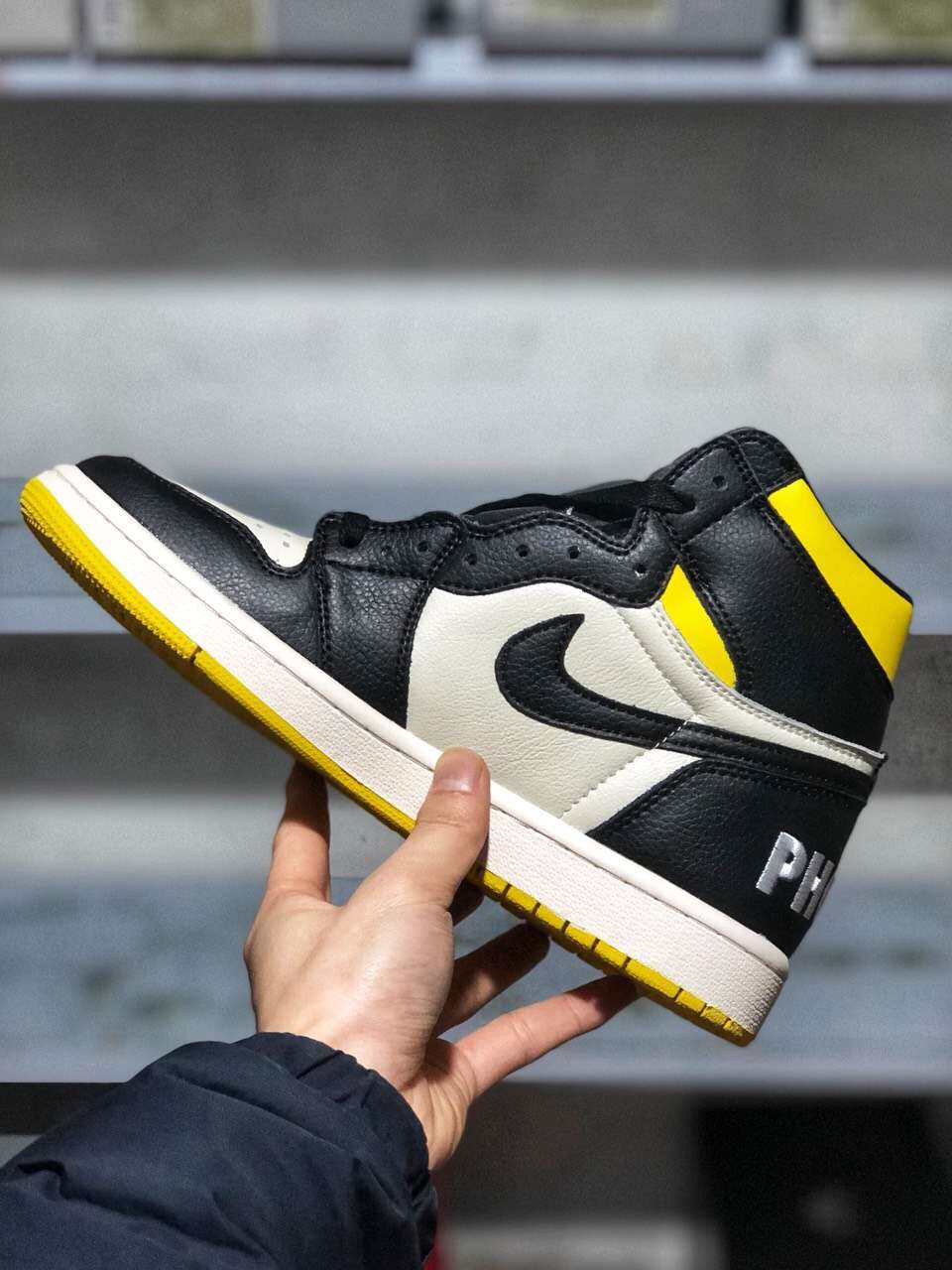 150 放店 本地取  <br />超软全鞋真二层 内设气垫 海波离鞋垫 Nike AIR JORDAN 1 Camo AJ1 乔一 联名款 淘宝天猫外贸专供 高帮篮球鞋 36 36.5 37.5 38 38.5 39 40 40.5 41 42 42.5 43 44 44.5 45