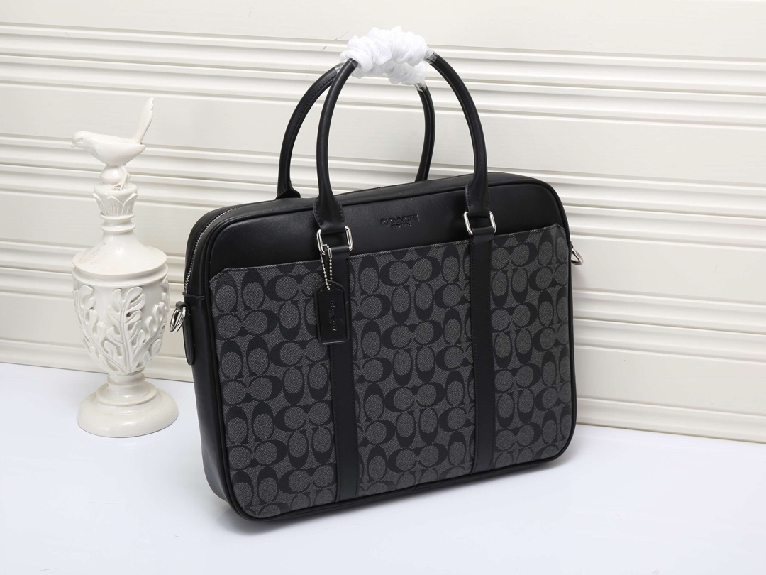 Coach 蔻驰coach F71794 黑色coach代购品质PVC配牛皮黑色男士休闲商务公文包 可单肩斜跨手提包 手工 男神 款 可以收纳一台笔记本电脑 容量超大 YYK拉链 尺寸 40/30/8黑色