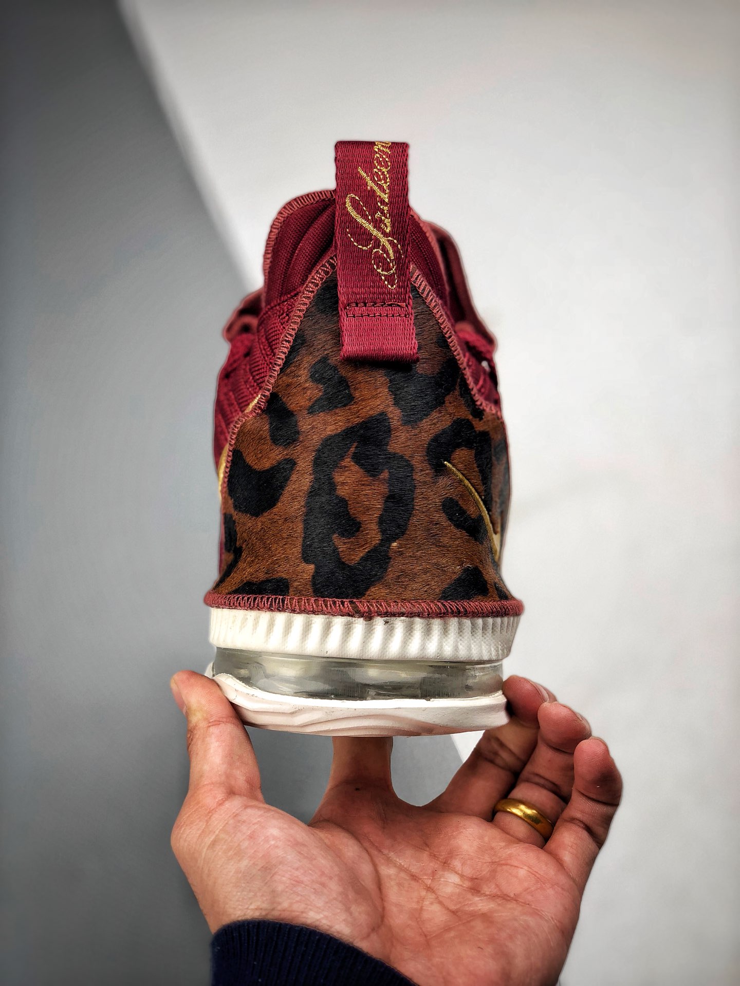 190 纯原最高工艺 新配色实战版本 Nike Lebron XVI EP 勒布朗詹姆斯16代 AO2595-601