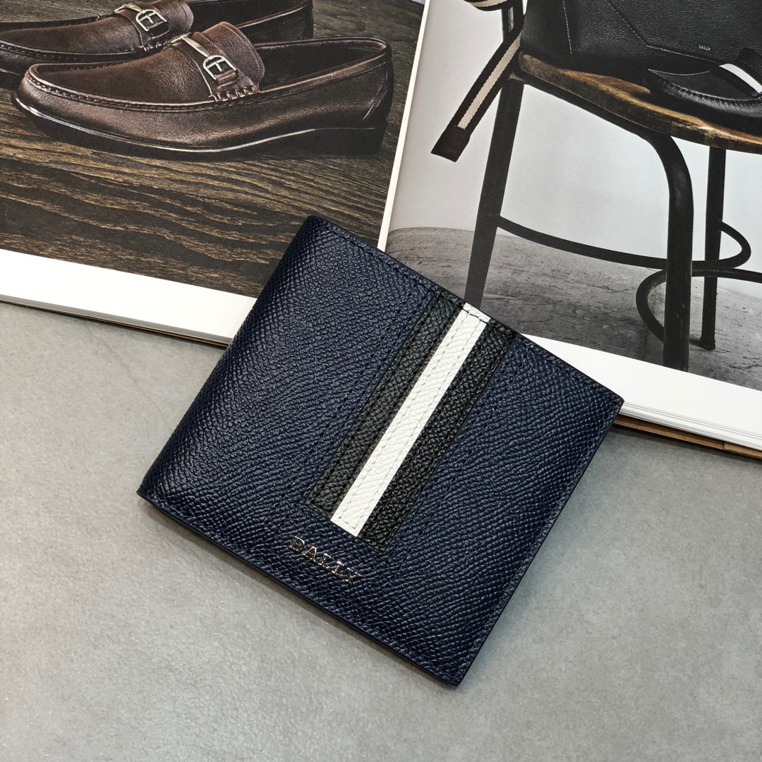 [Bally Wallets]Short wallet classic striped embossed cowhide Easy to carry and