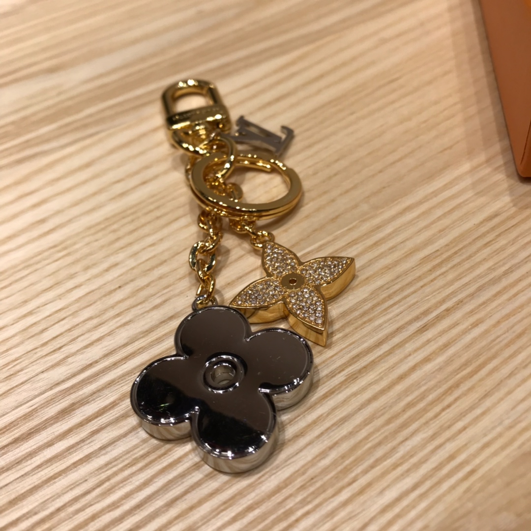 Keychains in different color options