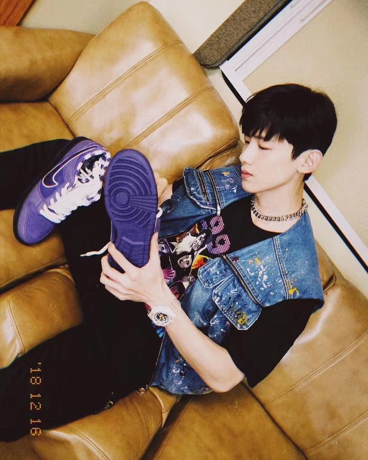 180<br />公司级  唯一正确版本出 新品首发 Concepts x Nike SB Dunk Low欧文 周杰伦 上脚 紫龙虾联名板鞋 原盒原材料 制作 原档案开发  SIZE:40 40.5 41 42 42.5 43 44 45<br />ID:ZJD241-JDE