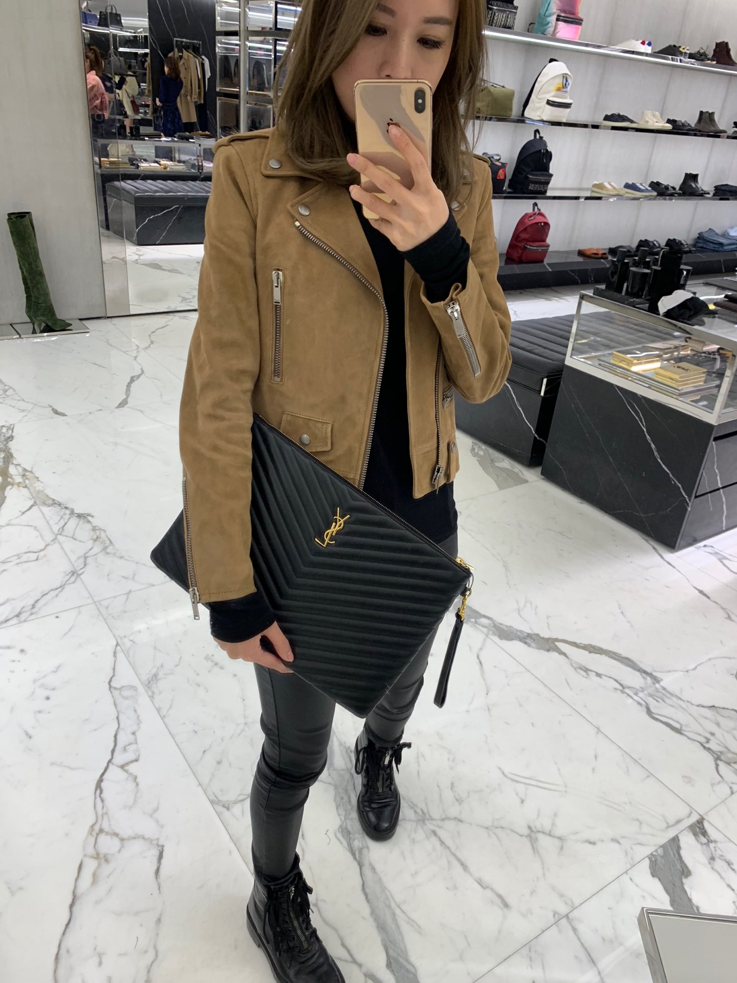 YSL MONOGRAM 36CM 大号手包 440222黑色/金扣