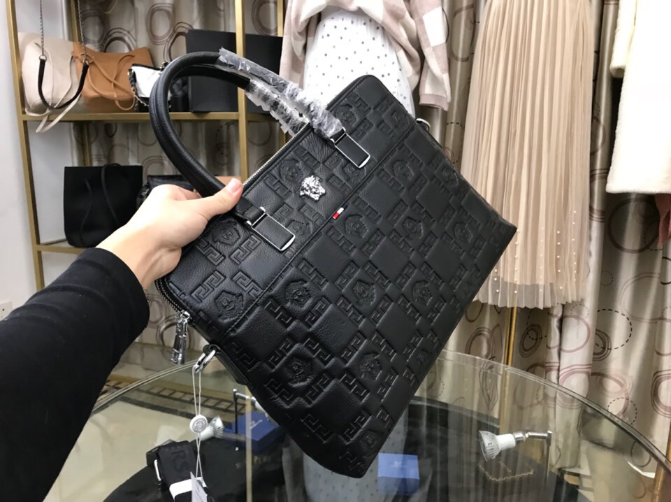 范思哲 VERSACE 公文包男士手提包🔥爆款 🔥专柜同步，原版质量，高端面料！ 👿意大利进口布料，👻欢