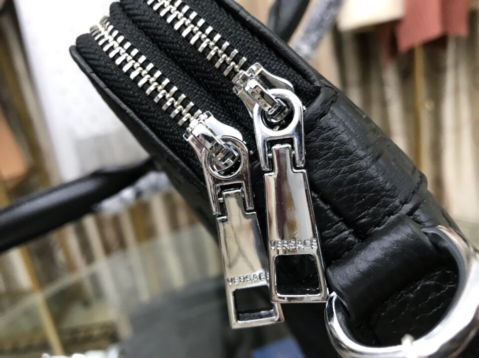 范思哲 VERSACE 公文包男士手提包🔥爆款 🔥专柜同步，原版质量，高端面料！ 👿意大利进口布料，👻欢