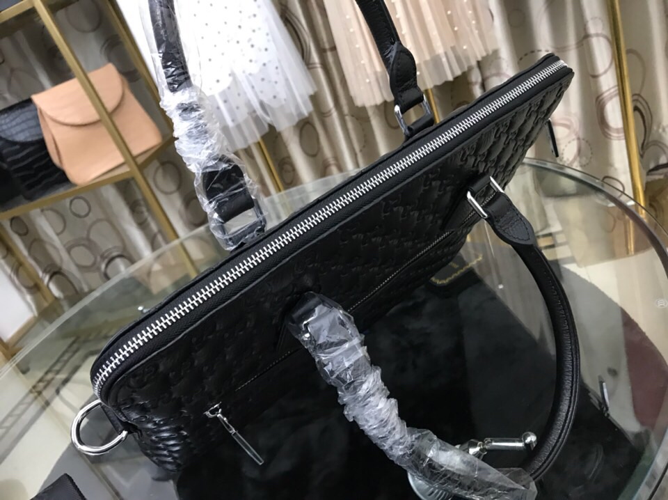 古奇公文包男士手提包🔥爆款 🔥专柜同步，原版质量，高端面料！ 👿意大利进口布料，👻欢迎对比💪高雅的造型，