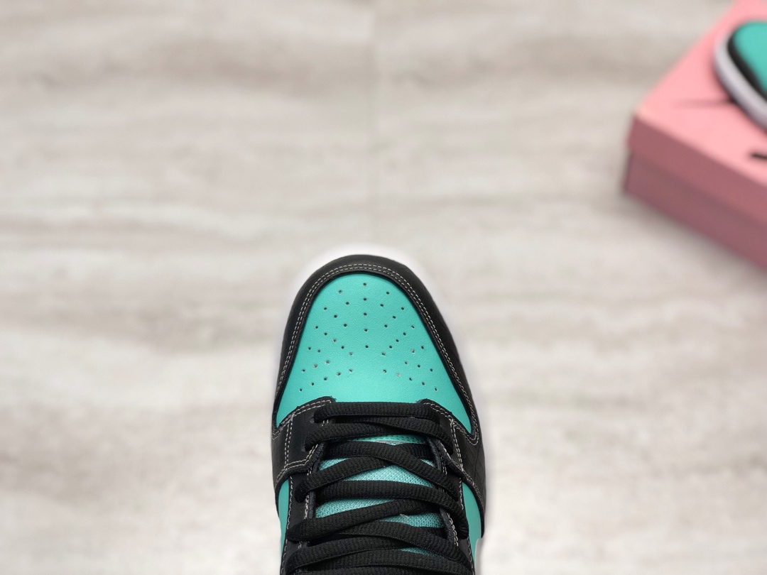 140公司级 全新版本 Nike SB Dunk Low PRO QS 白钻石 蒂凡尼配色 运动休闲滑板鞋 304292-402