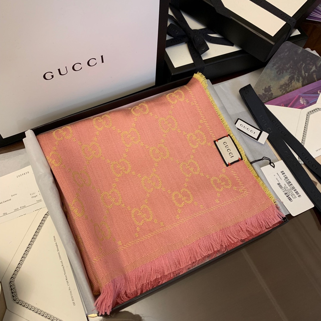 GUCCI古驰GG提花流苏饰边双面提花羊毛围巾