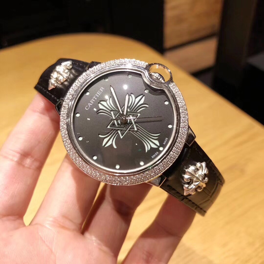 Chrome Hearts 卡地亚蓝气球系列克罗心腕表