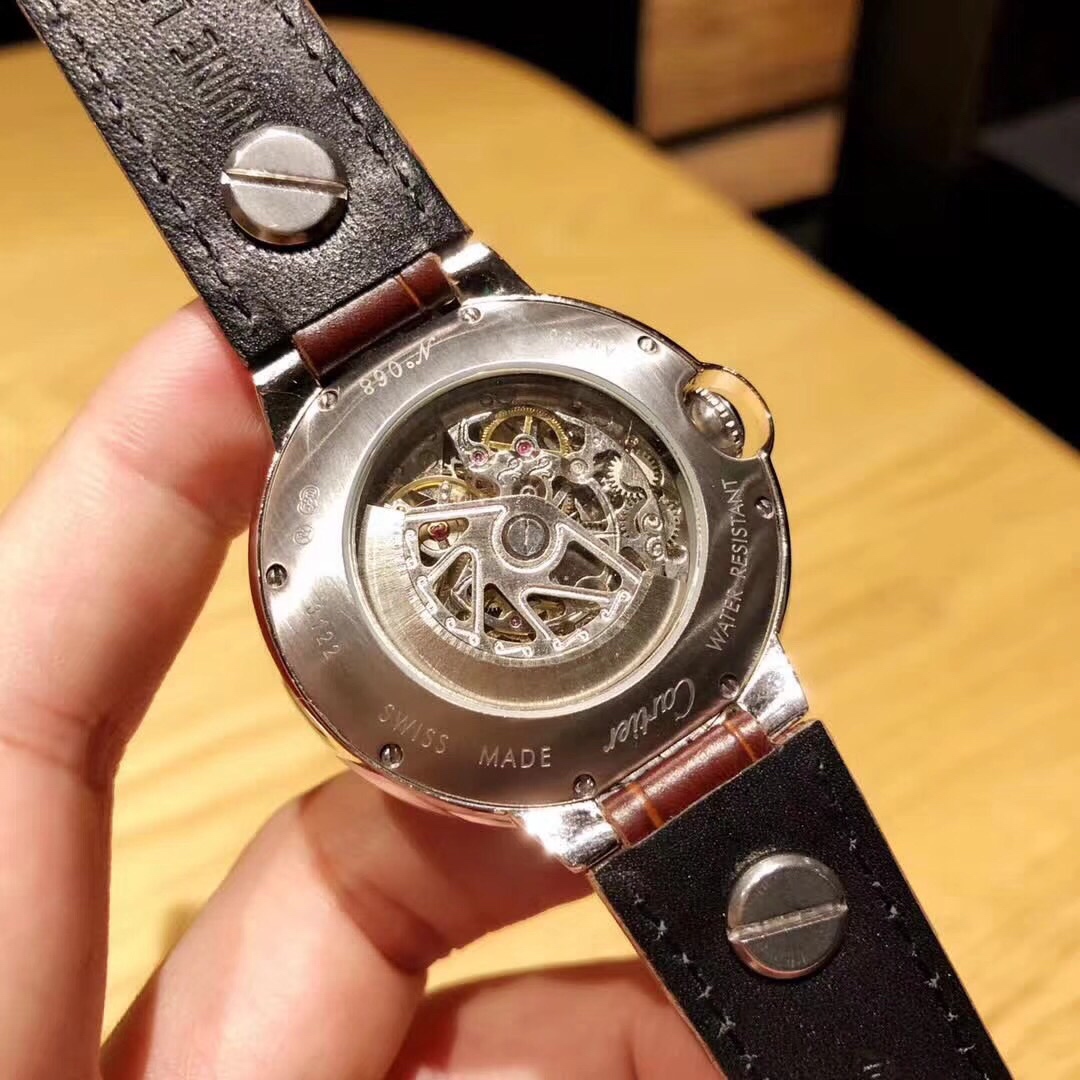 Chrome Hearts 卡地亚蓝气球系列克罗心腕表