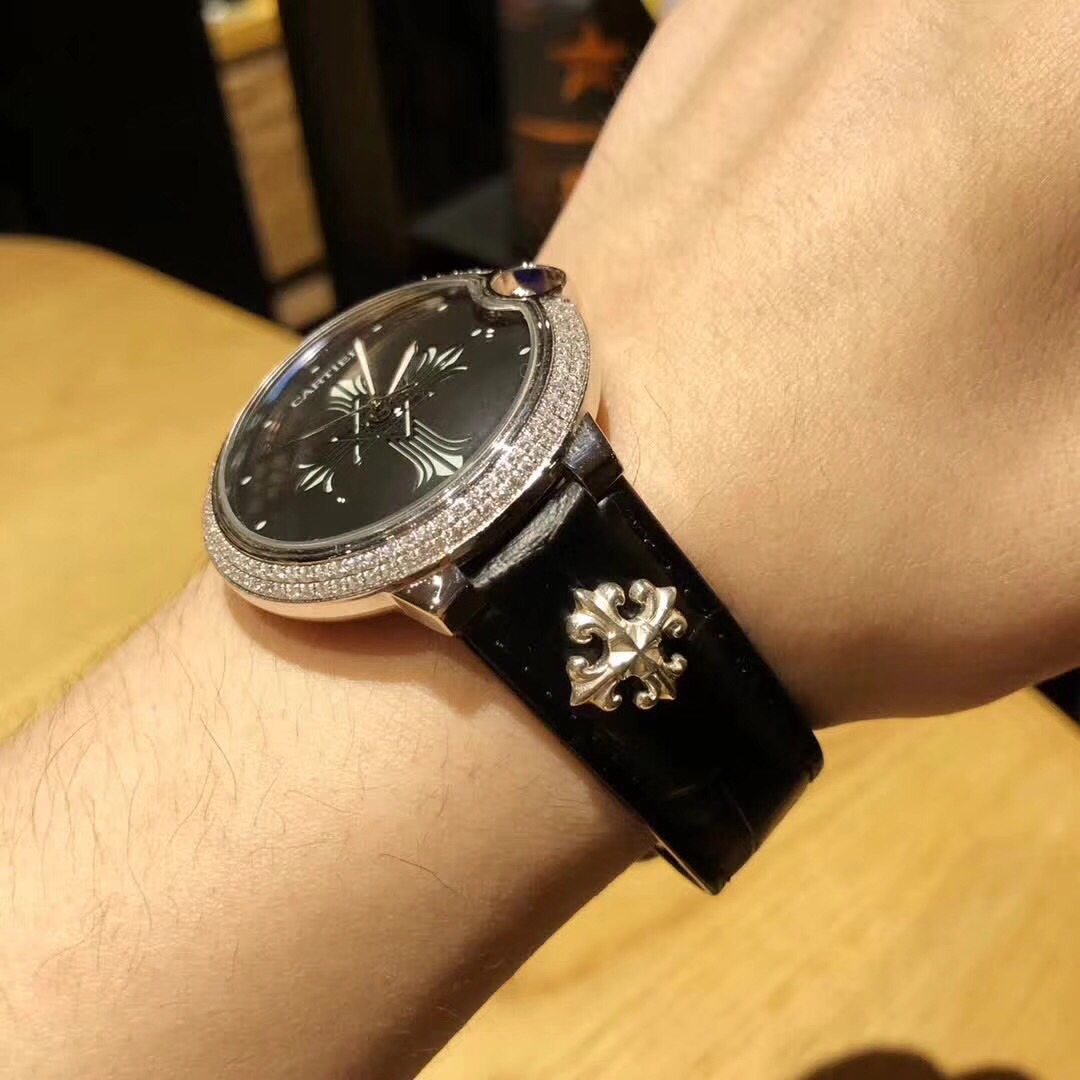 Chrome Hearts 卡地亚蓝气球系列克罗心腕表