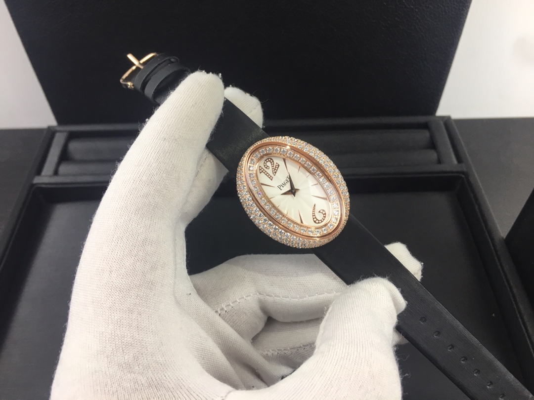 Piaget 皇家 伯爵珠宝系列女款腕表
