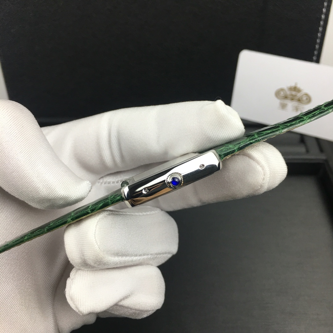 Cartier 皇家 卡地亚坦克女款腕表