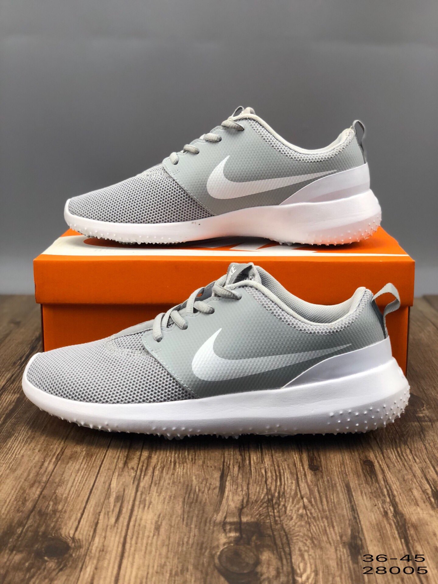 70耐克 NIKE ROSHE G 新款 高尔夫 刺猬底休闲运动跑鞋