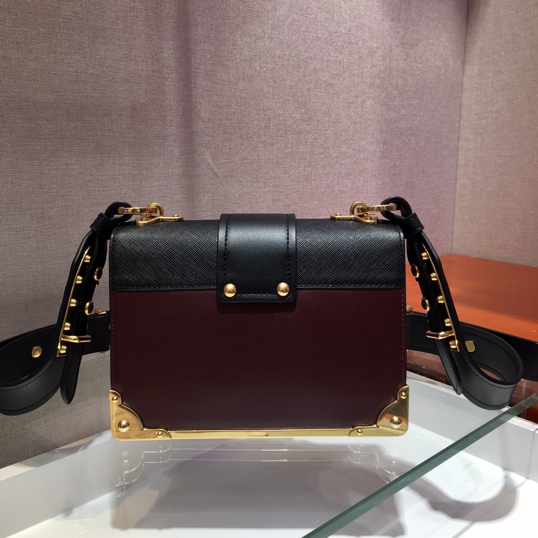 PRADA普拉达进口小牛皮女士肩背包1BD045