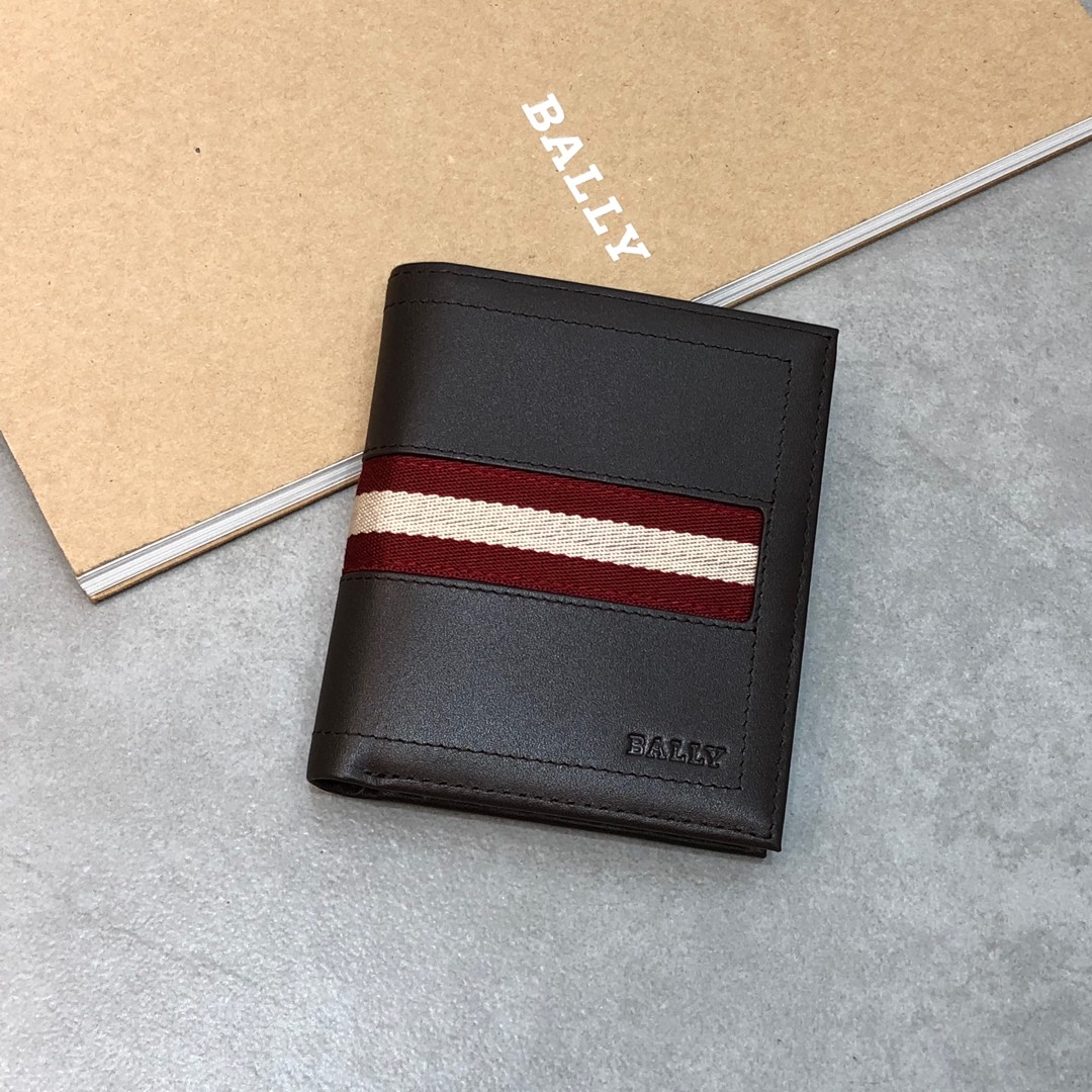 [Bally Wallets]The counter features classic models and top-quality materials T
