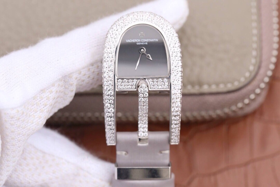 Vacheron Constantin 江诗丹顿创意时光系列/000G-B028 太完美啦 很独特风格造型 与众不同气质魅力 做工精细 到位
