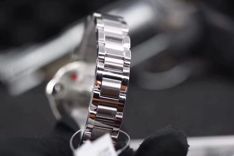 Cartier 卡地亚蓝气球系列33尺寸女款腕表