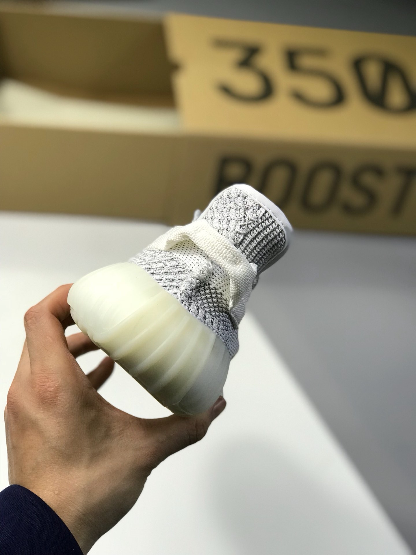 190满天星 原价：220巴斯夫 阿迪达斯 Yeezy 350 Boost V2 “Static Refective” 满天星配色 EF2367 灰白