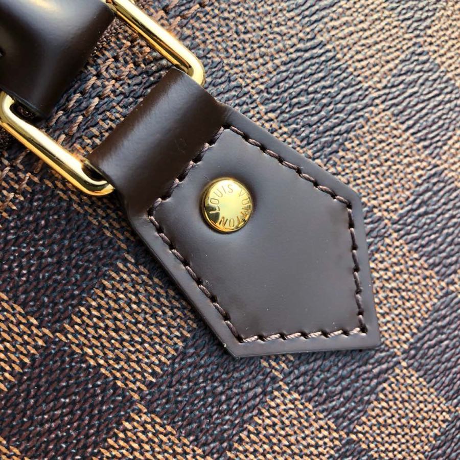 Louis Vuitton LV Alma BB 棋盘格贝壳包 N41221