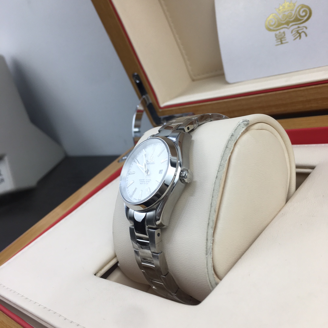 Omega 皇家 欧米茄海马女款系列腕表