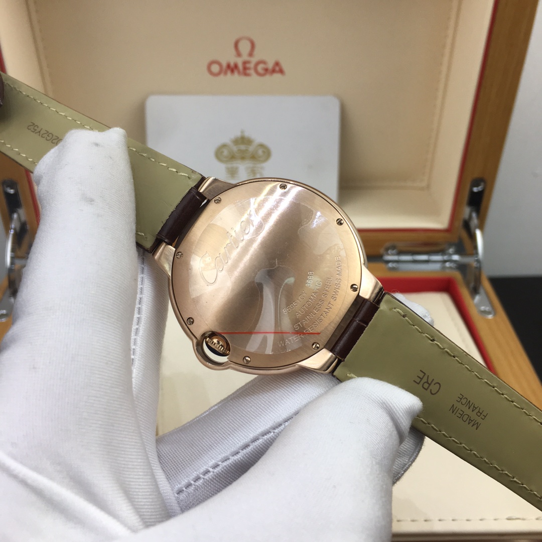 Cartier 皇家 卡地亚蓝气球大号玫瑰金男款腕表