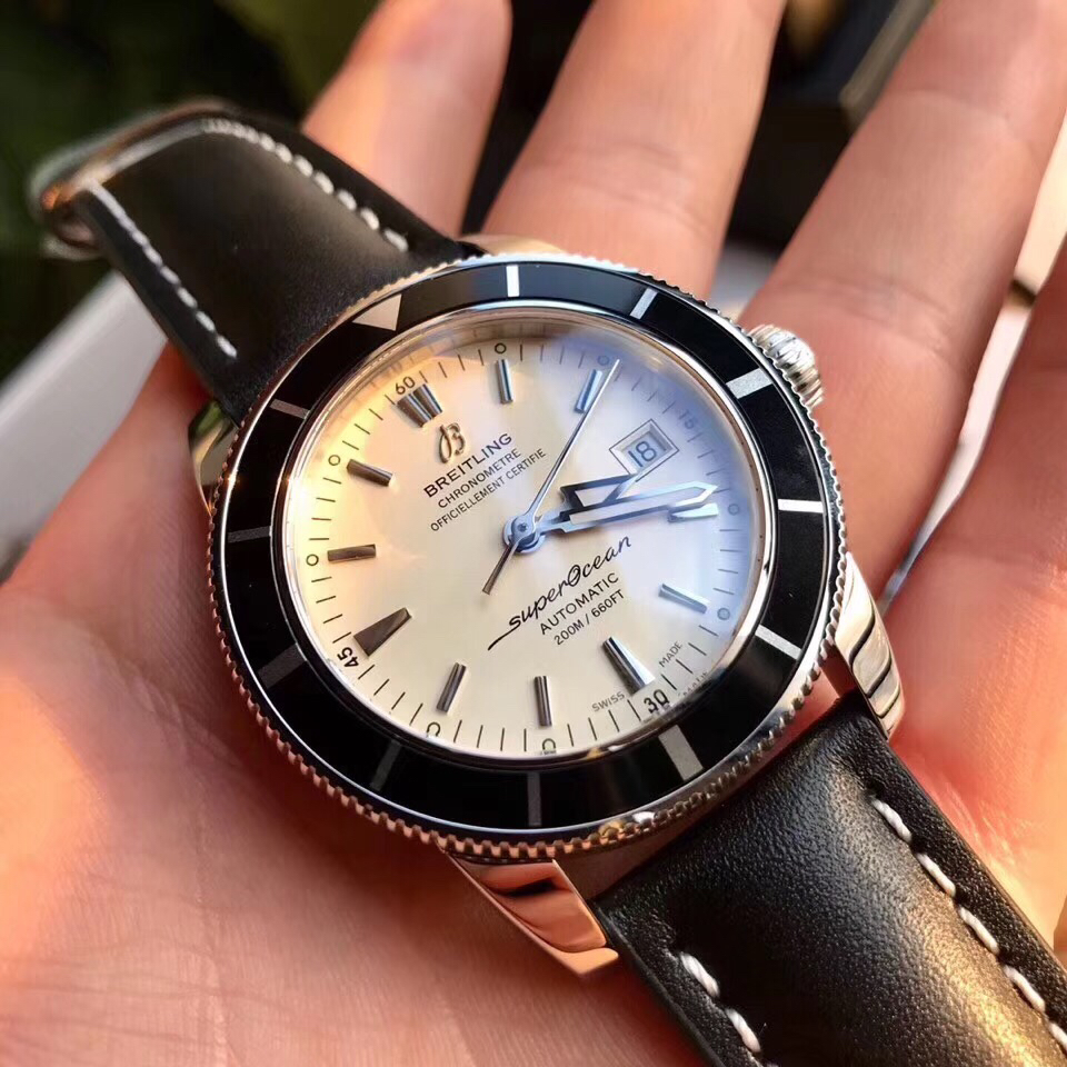 Часы Breitling