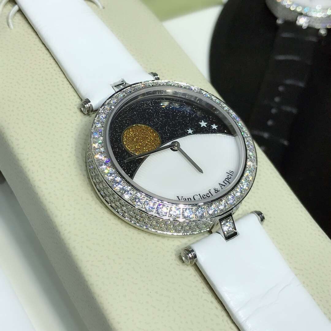 Van Cleef & Arpels Vca梵克雅宝 日月星辰