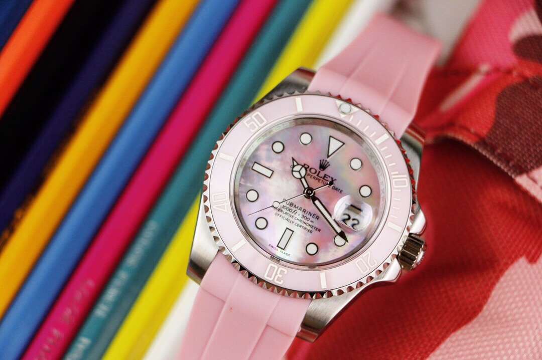 Rolex 劳力士粉水鬼贝壳面，皮带 胶带 钢带都有