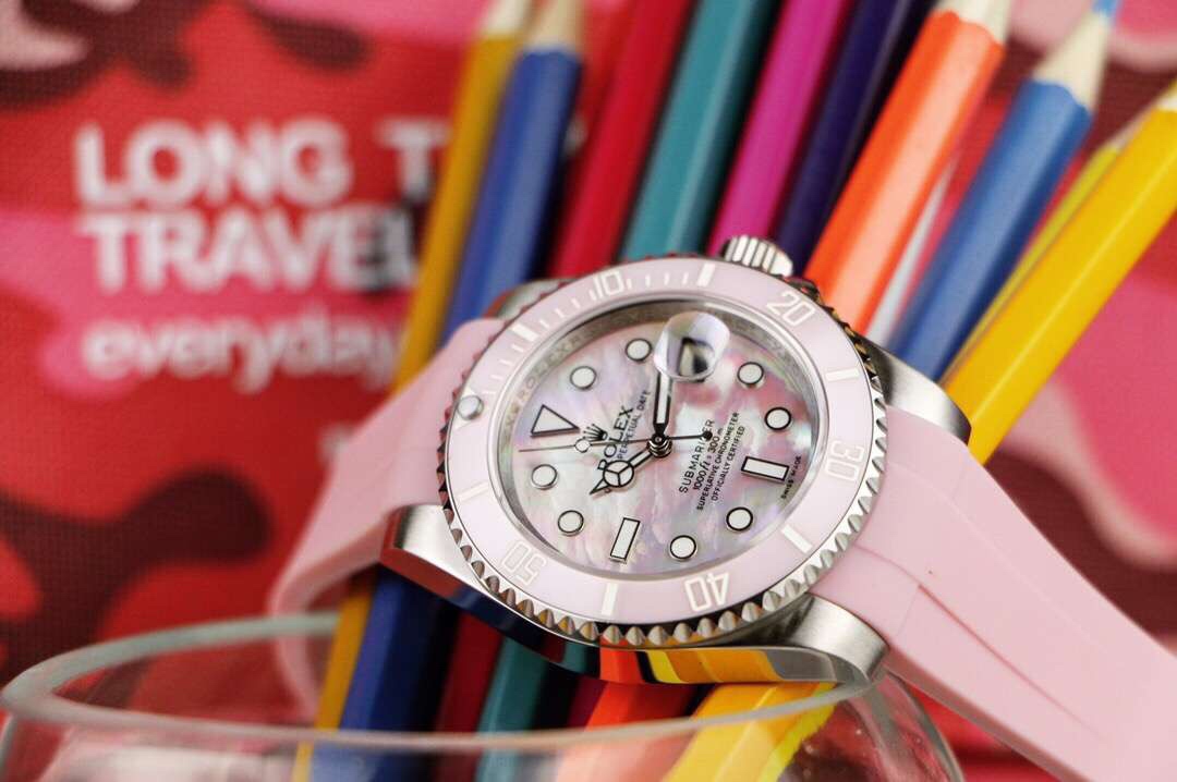 Rolex 劳力士粉水鬼贝壳面，皮带 胶带 钢带都有